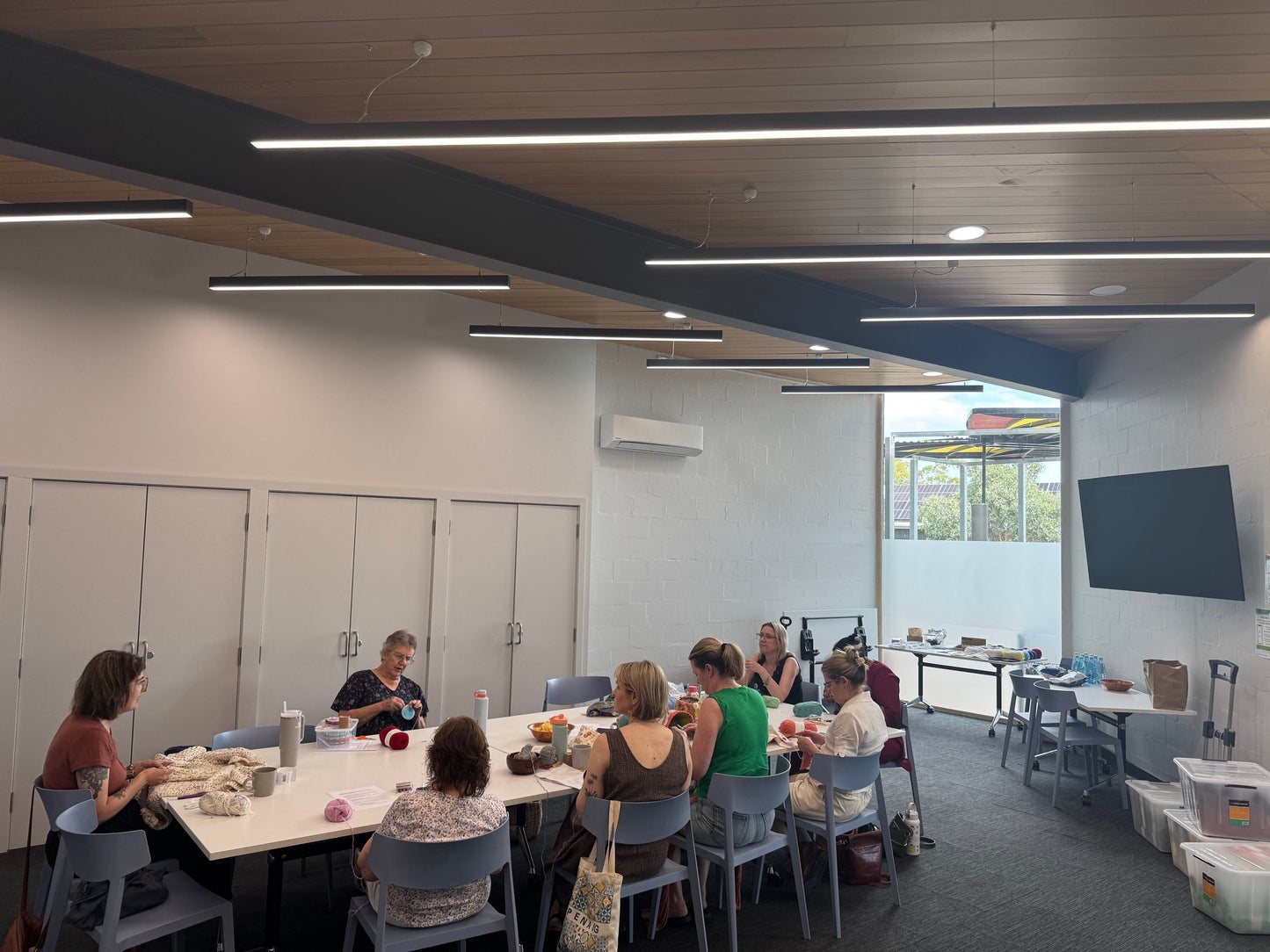 CROCHET - LEFT HANDED - BEGINNERS 2 HOUR WORKSHOP