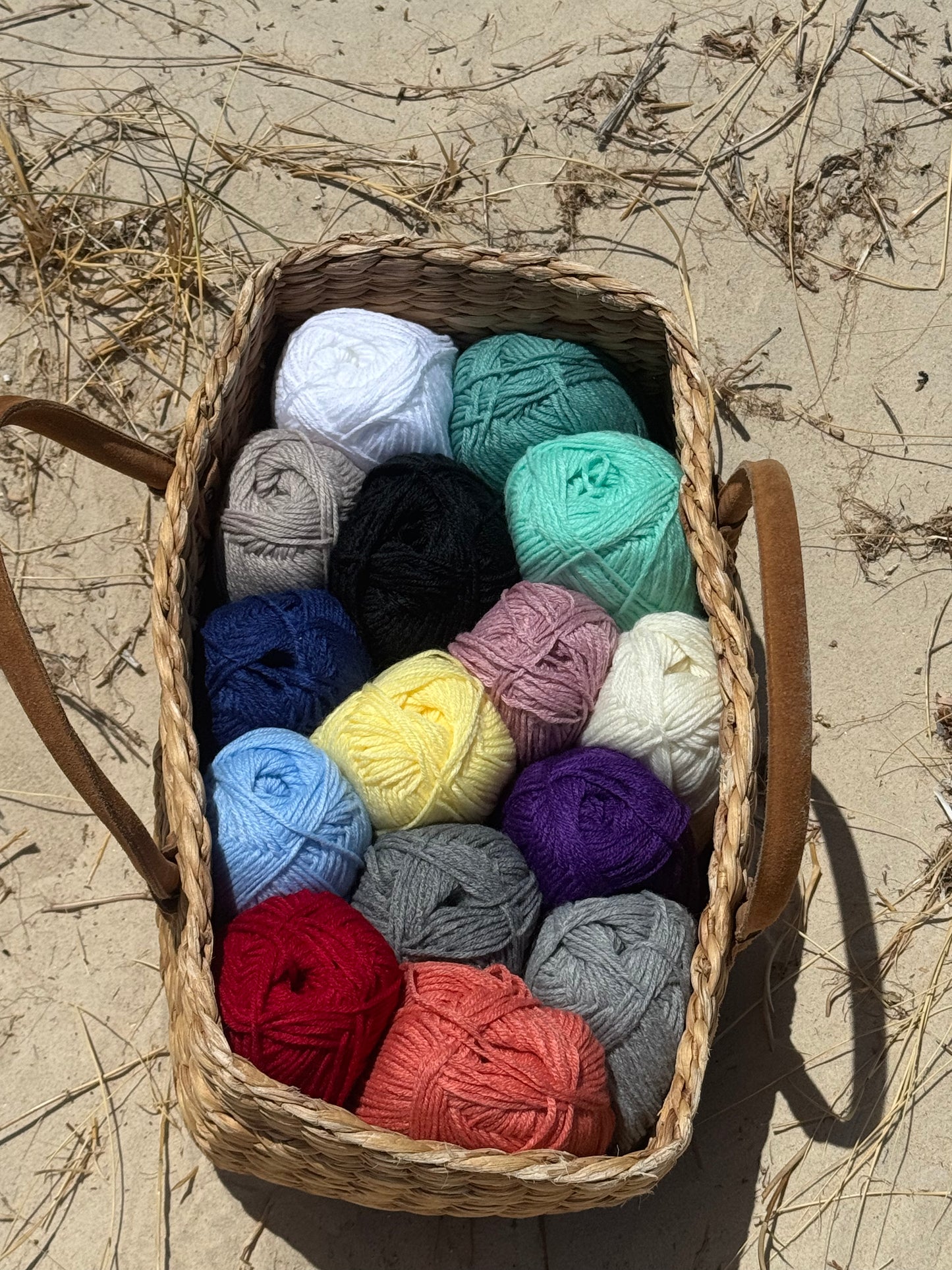 Cosy DK Essential 8ply Yarn