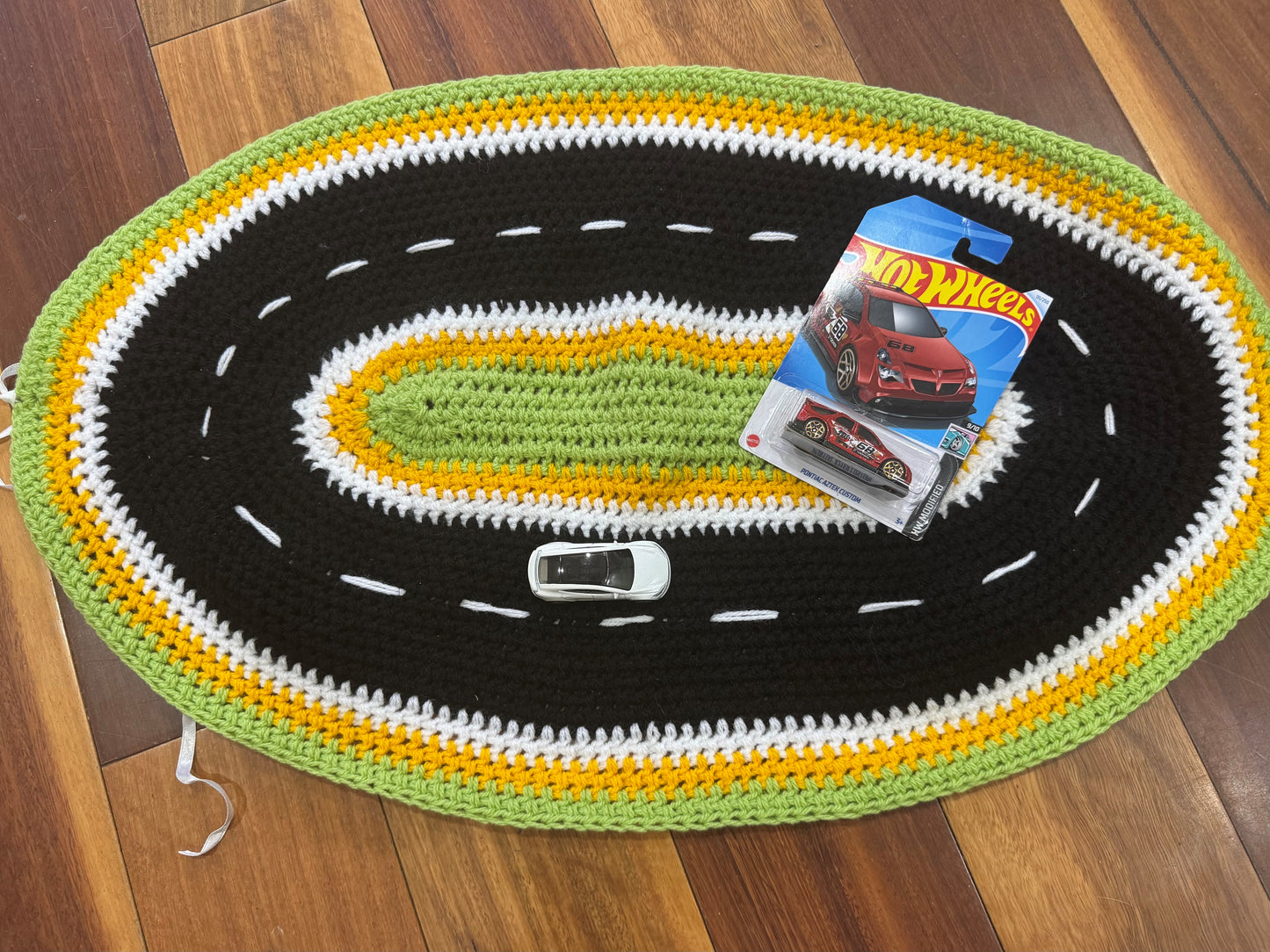 Foldable Car Track comes with 2 Hot Wheels Cars